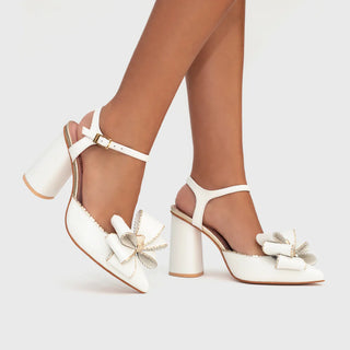 Susana Pump