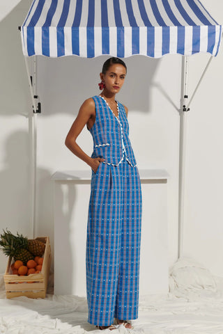 María Pants